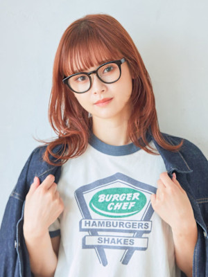 ぷつっとバングのミディーレイヤー