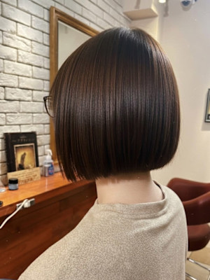 透け感ショコラ・美艶ミニボブ【030スタイル】