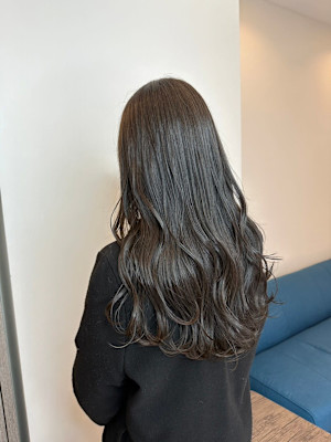 大人かわいいくびれミディラベンダーカラ