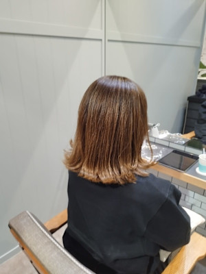 .ワンレンボブ前下がりショート内巻きワンカール鎖骨ミディアム