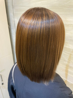 ワンレンボブ前下がりショート内巻きワンカール鎖骨ミディアム