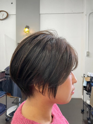 ワンレンボブ前下がりショート内巻きワンカール鎖骨ミディアム