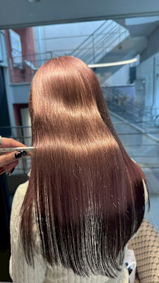 光を透かすシルクチェリーピンク