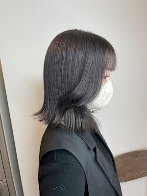 ワンレンボブ前下がりショート内巻きワンカール鎖骨ミディアム