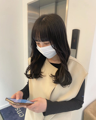 艶髪髪質改善トリートメント韓国風ゆるふわ巻きダークグレージュ