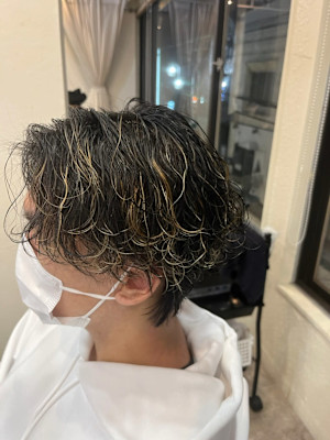 爽やかツーブロック刈り上げ束感アップバング