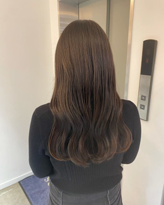 韓国風ゆるふわ巻き赤み消しカラー髪質改善トリートメント