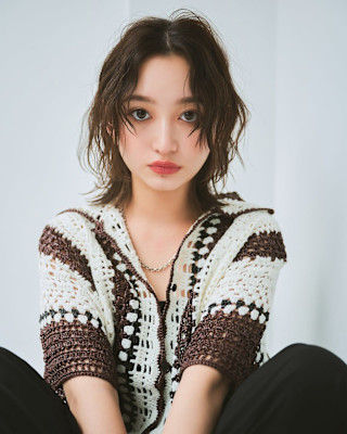 顔まわりカット波ウェーブ