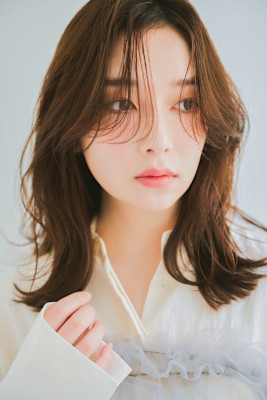 カーテンバング×くびれレイヤー