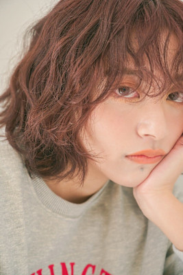 ラフ×ガーリーなレイヤーパーマスタイル