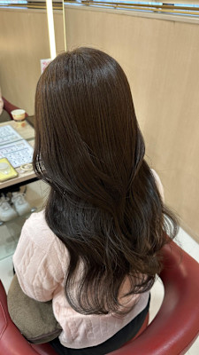 【伊勢原】イルミナカラー+髪質改善で叶える透明感オリーブ