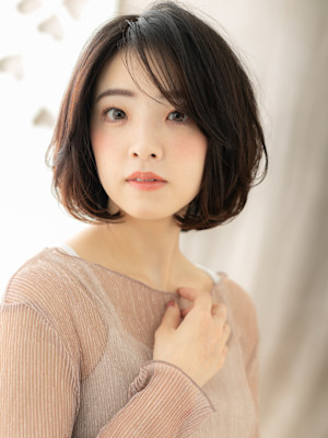 黒髪ダークアッシュ小顔大人美人顔周りレイヤーボブ30代40代