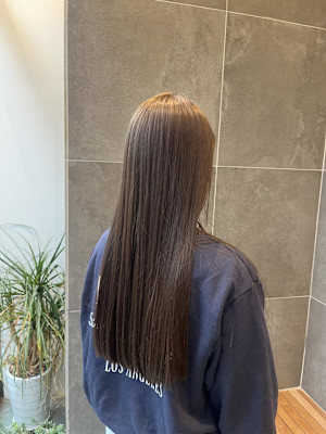 これからの季節にピッタリ アッシュベージュ