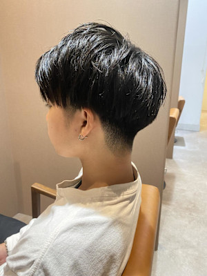20代　ツーブロックメンズカット