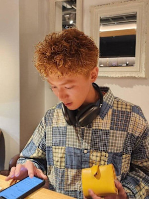 ハイトーンパーマショート