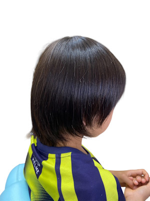 ナチュラルレイヤーショート。トップから毛先にかけて軽さを出す