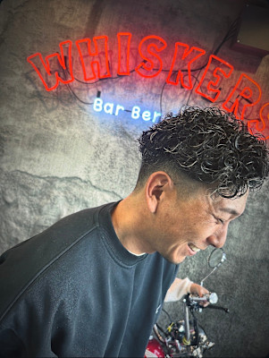 WHISKERS BARBER SHOP×スタイル