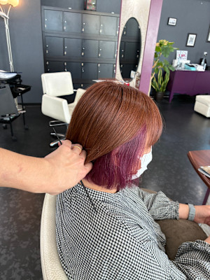 インナーカラー　ブリーチ　ケアブリーチ