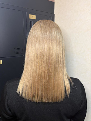 ミルクティーベージュ