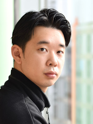 ナチュラルパートスタイル　就活ヘア　清潔感