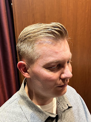 日本橋室町　海外ヘア　フェードカット