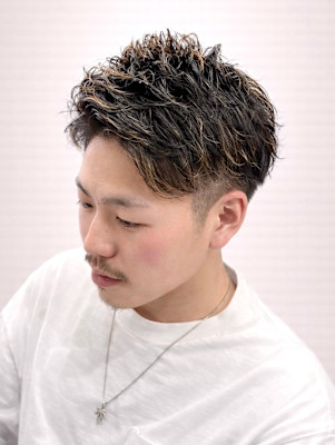 3Dアップバング