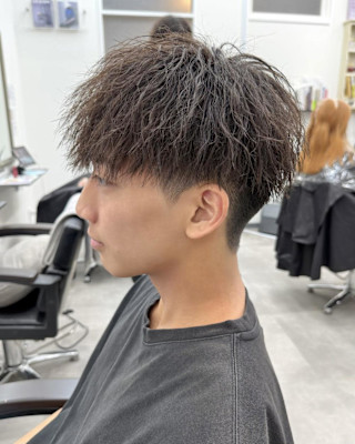 “まるでアイロンみたいなパーマ”