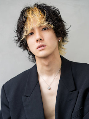 メンズサロン EIGHT MEN 新宿店×スタイル