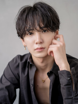 メンズサロン EIGHT MEN 新宿店×スタイル