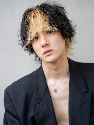メンズサロン EIGHT MEN 新宿店×スタイル