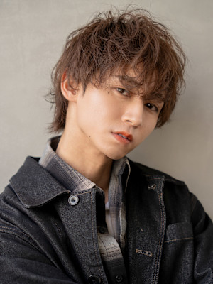 メンズサロン EIGHT MEN 新宿店×スタイル