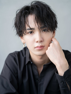 メンズサロン EIGHT MEN 新宿店×スタイル