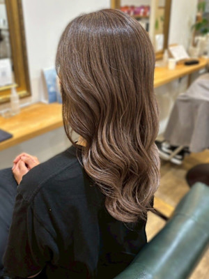 ミルクティーベージュカラー 髪質改善 30代 顔周りカット