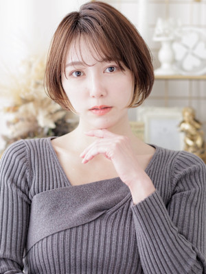イメチェンブリーチなし小顔前下がりボブショート　レイヤーボブ