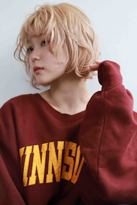 プラチナブロンド【高円寺/東高円寺/新高円寺】