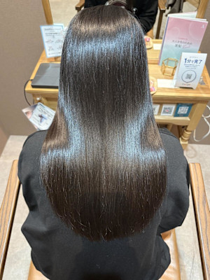 ロングヘア髪質改善縮毛矯正・20代