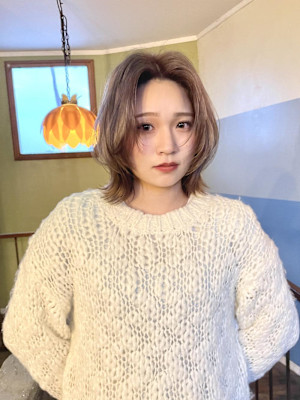 レイヤーボブ×ラベンダーグレージュ