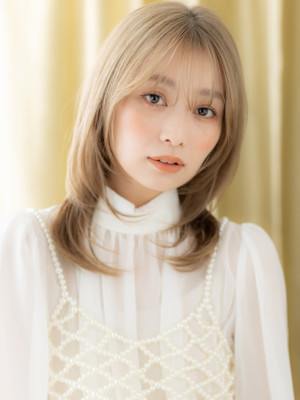 ハイトーンカラー顔周りカットくびれレイヤーウルフ20代30代