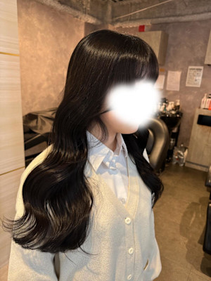 《高橋亜美》ナチュラルブラック/大宮/艶カラー