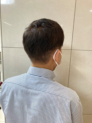 お仕事帰りにサクッとメンズカット♪