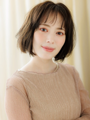 ダークアッシュブラウン大人美人立体感くせ毛風ボブ30代40代