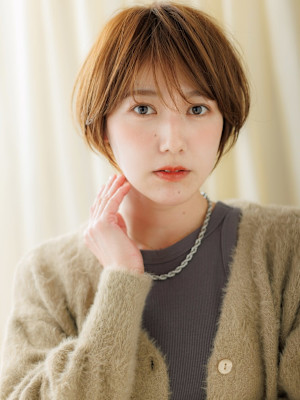 ブリーチなし透明感コーラルベージュ丸みショート20代30代