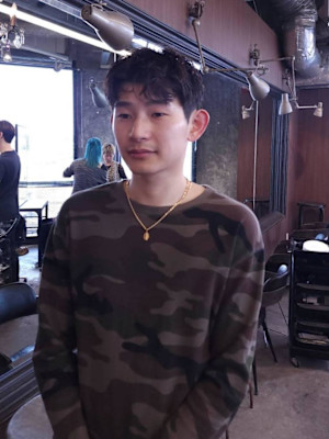 癖毛を活かしたショートスタイル