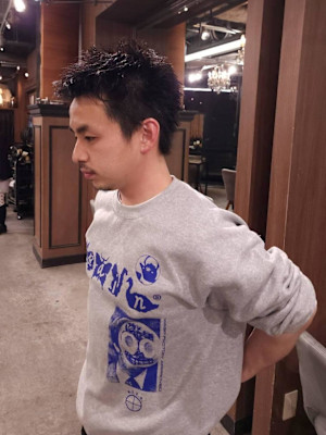 メンズのショートパーマスタイル