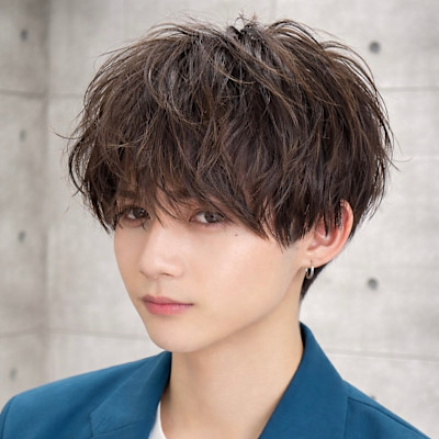 毛流れハンサムショートセンターパートメンズ黒髪爽やか