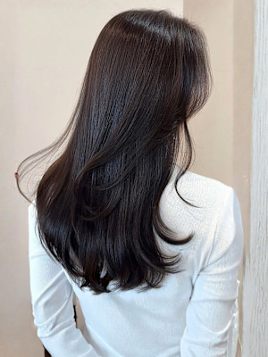 ロングレイヤー 髪質改善 アッシュブラウン レイヤーカット 