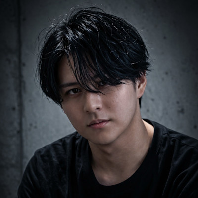 ラフに決まるセンターパート-福岡天神筒井