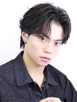 フェザーパーマ 毛流れ 刈り上げなし