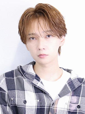 シースルーマッシュ　ニュアンスパーマ　毛流れパーマ