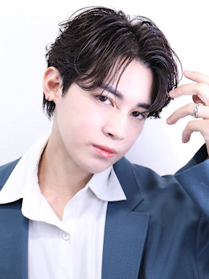 ニュアンスフェザーショート　ニュアンスパーマ　フェザーパーマ